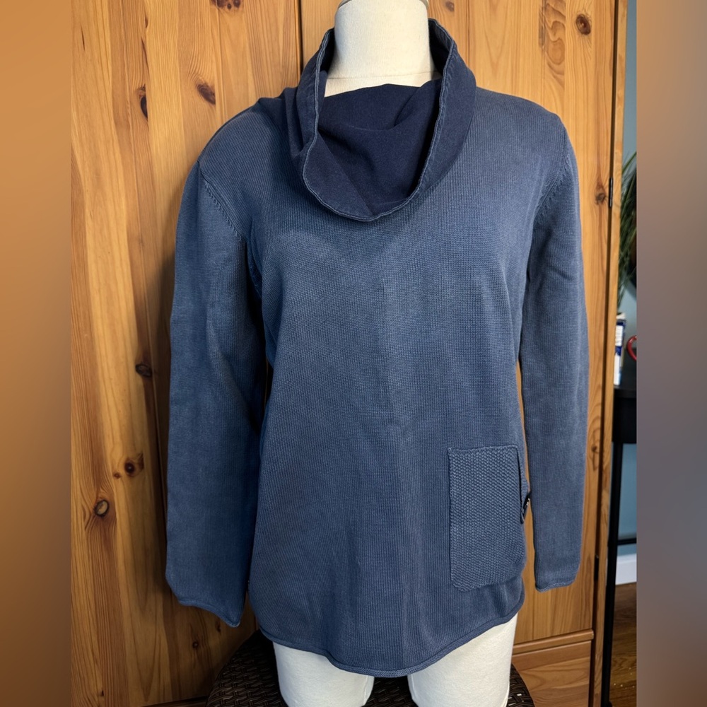 Oversized Blue Sweater With Patchwork Pocket - image 3